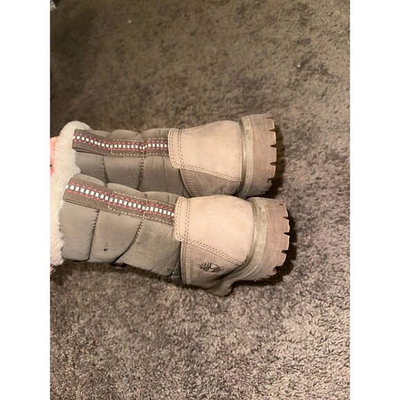 Timberland fur lined boots - Picture 3 of 11